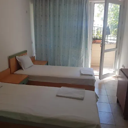 First Sea Line Studio Doni Apartment